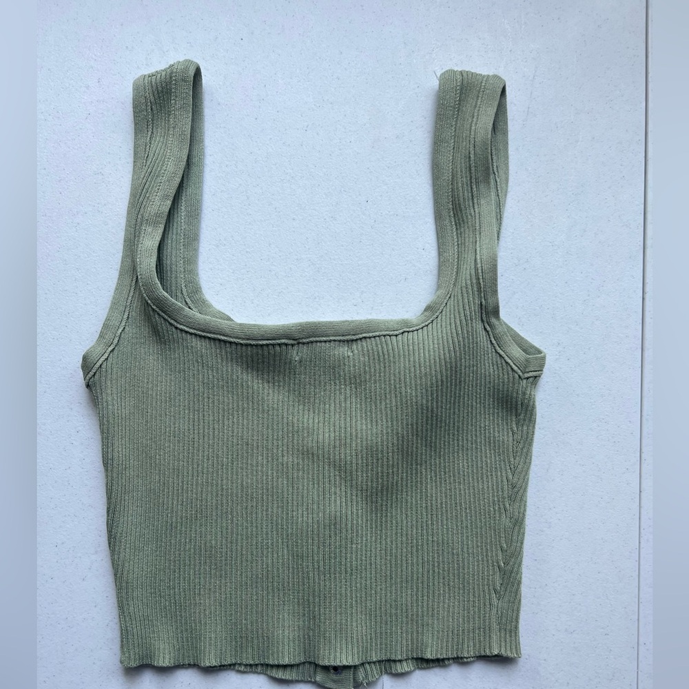 Sage Green Ribbed Snap Button Tank ๐ฟ๐ค - Picture 3 of 3